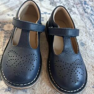 Mini Boden t bar leather flats. Girls EU 28/ US 10